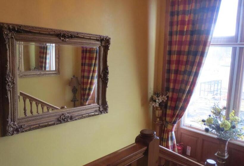 بنسيون Bank Guest House