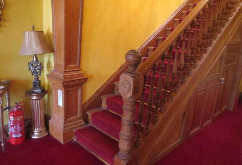 بنسيون Bank Guest House