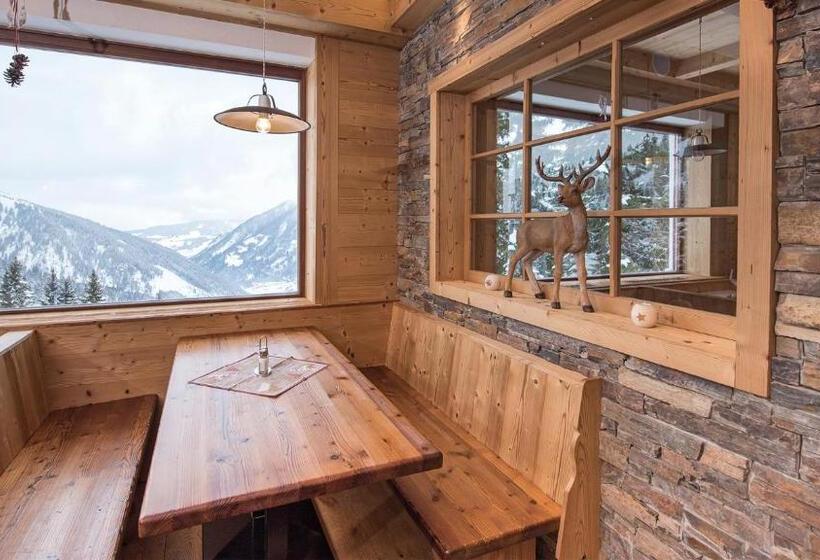 بنسيون Berghof   Riesneralm