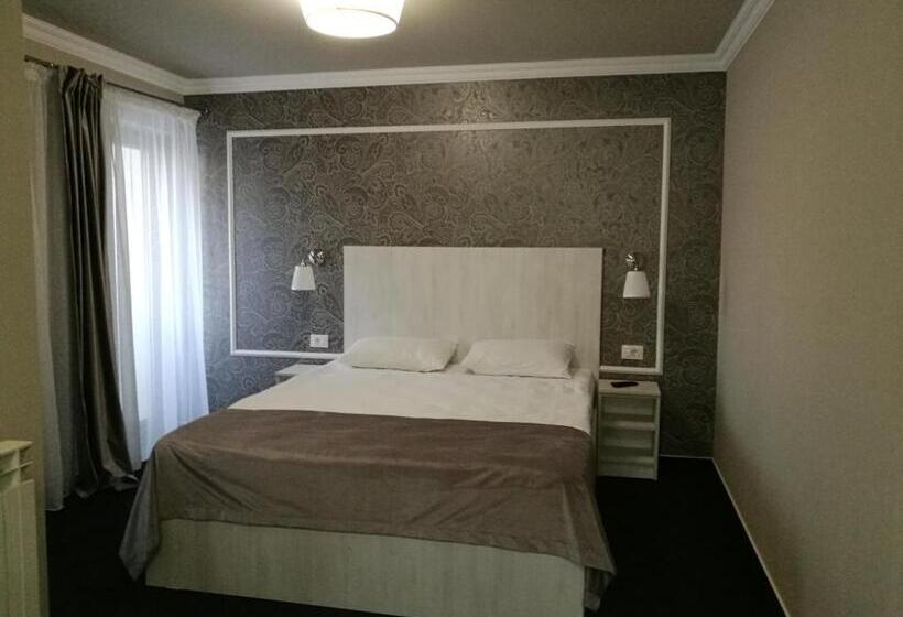 פנסיון Complex Caprice Monteoru