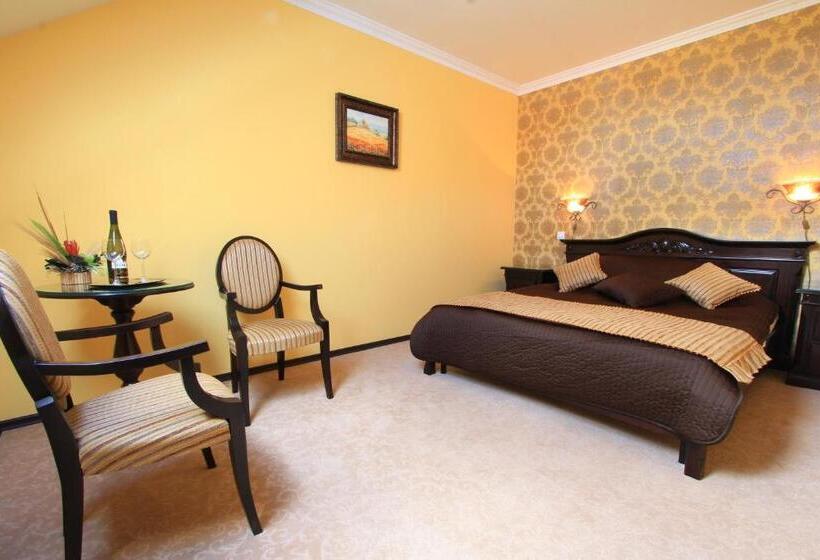 ペンション Conacul Benke