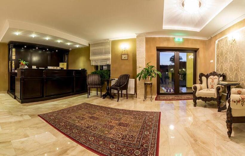 ペンション Conacul Benke