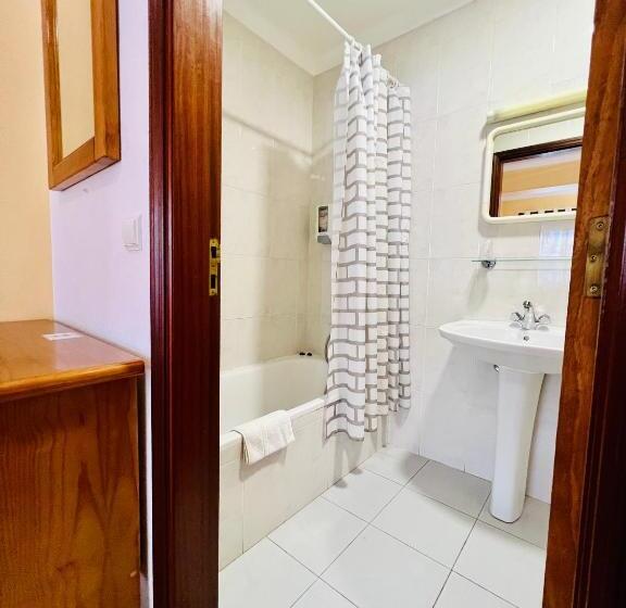 膳宿费 Costa Brava Alojamento