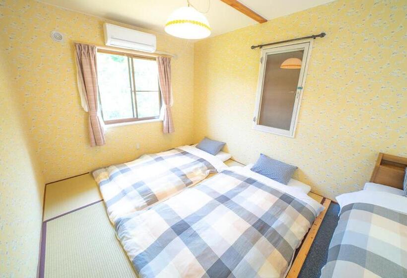 פנסיון Daisen Backpackers