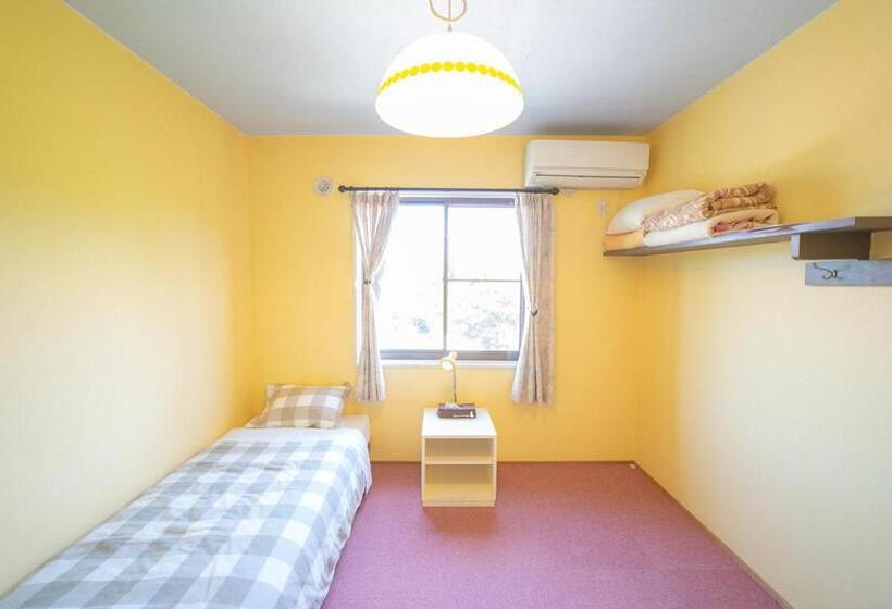 פנסיון Daisen Backpackers