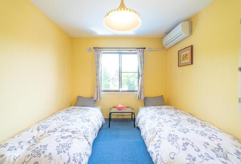 פנסיון Daisen Backpackers