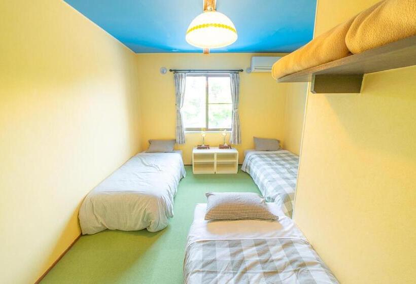 פנסיון Daisen Backpackers