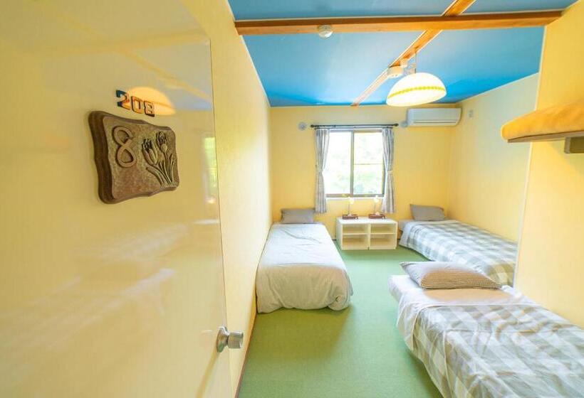 פנסיון Daisen Backpackers