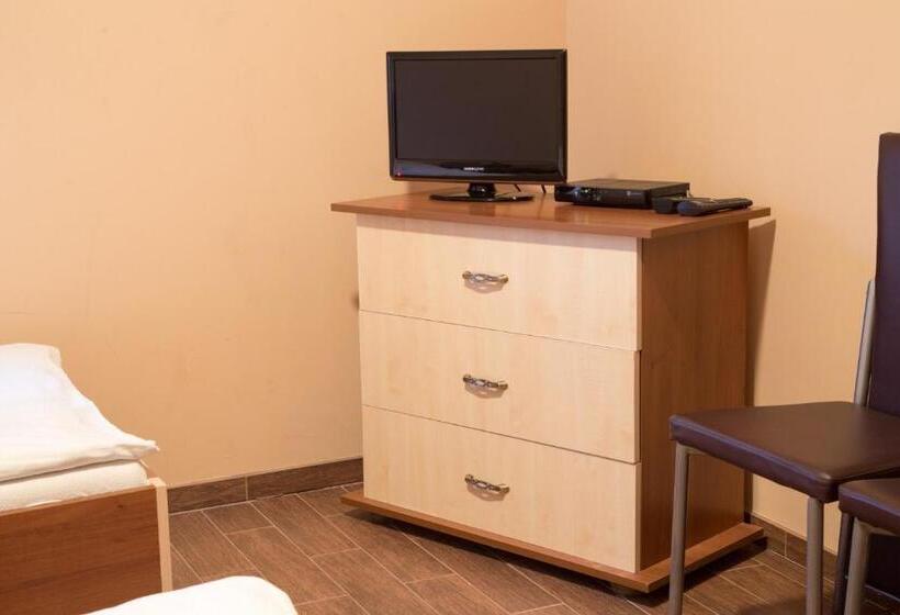 ペンション Felsőréti Vendégház