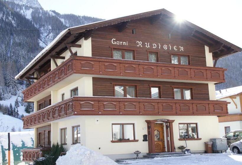 بنسيون Garni Rudigier