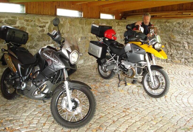 بنسيون Gasthof Pichler