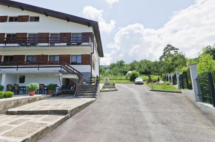 פנסיון Guest House Balkanski Kat