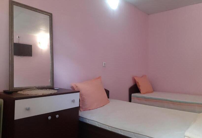 بنسيون Guest House Edelvais