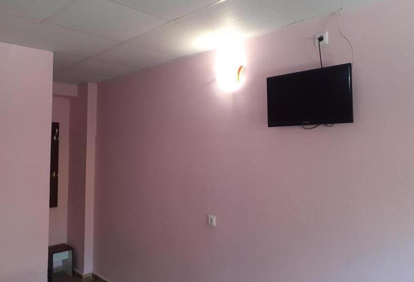 بنسيون Guest House Edelvais