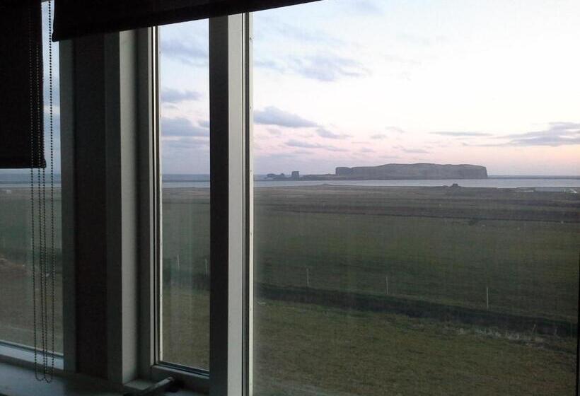 پانسیون Guesthouse Reynir