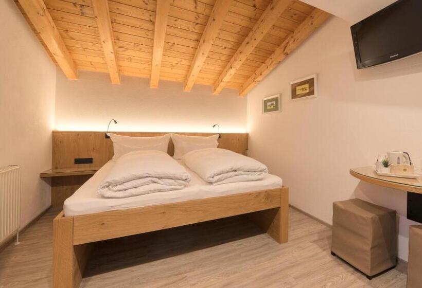 פנסיון Haus Herrawald