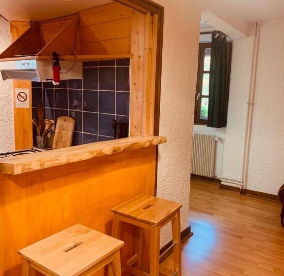 פנסיון Le Castel Blanc