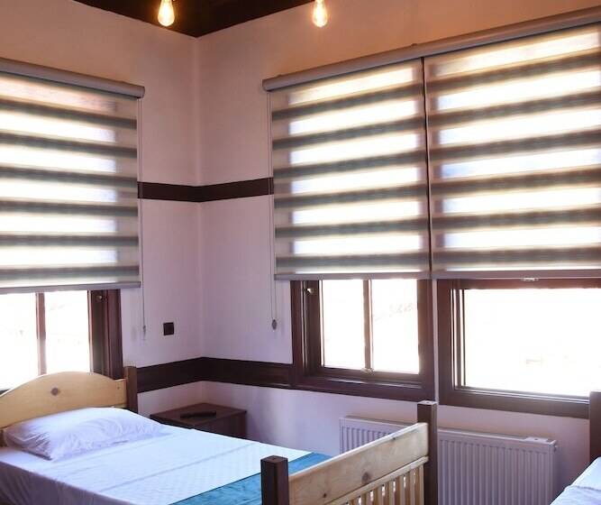 펜션 Necati Bey Konak Otel