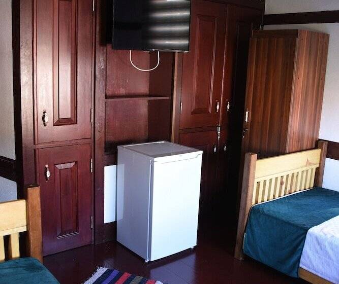 펜션 Necati Bey Konak Otel