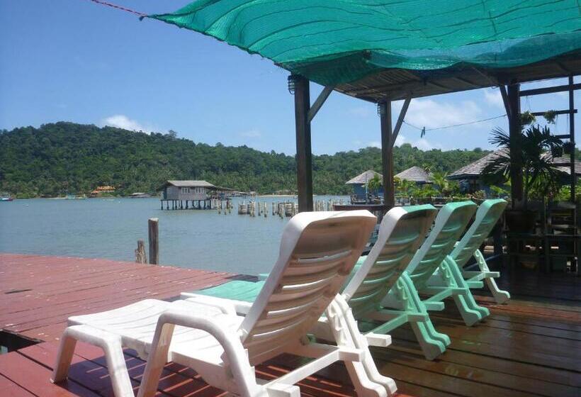 펜션 Oceanblue Guesthouse