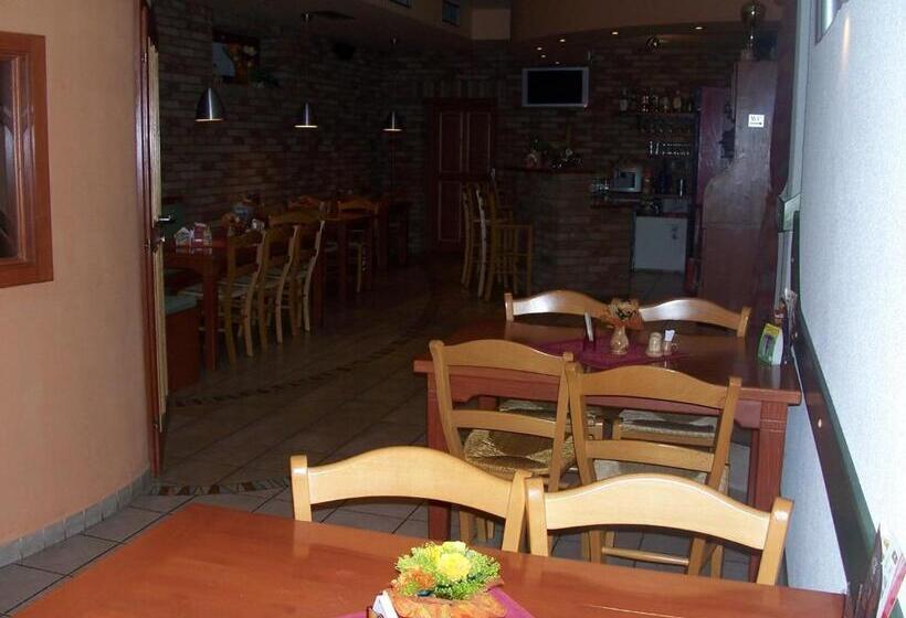 پانسیون Penzion Chanos