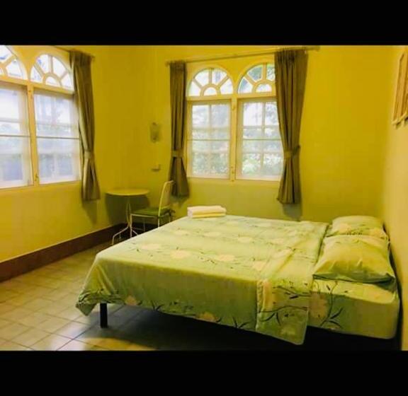 פנסיון Roo Poo Guest House