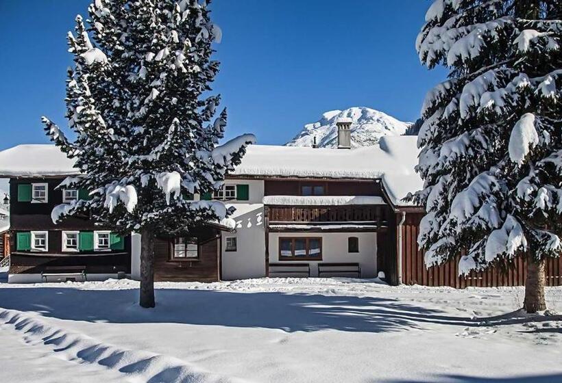 פנסיון Sandbur Das Walserhaus