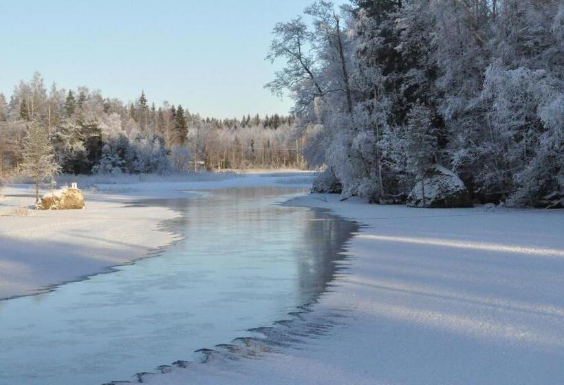 Пансион Tuhannen Tarinan Talo