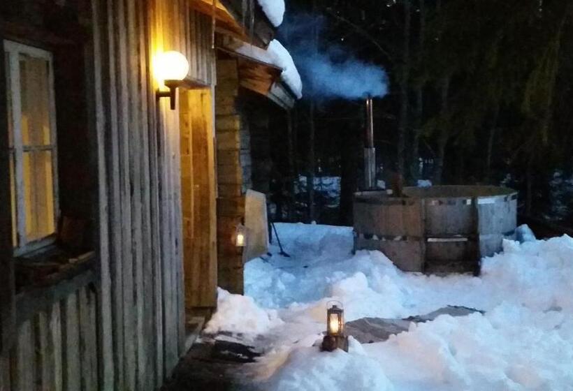 Пансион Tuhannen Tarinan Talo