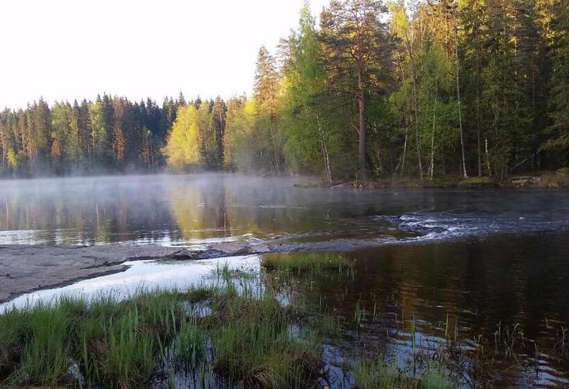 Пансион Tuhannen Tarinan Talo