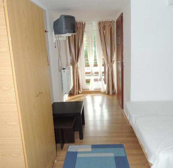 بنسيون Vila Giulia