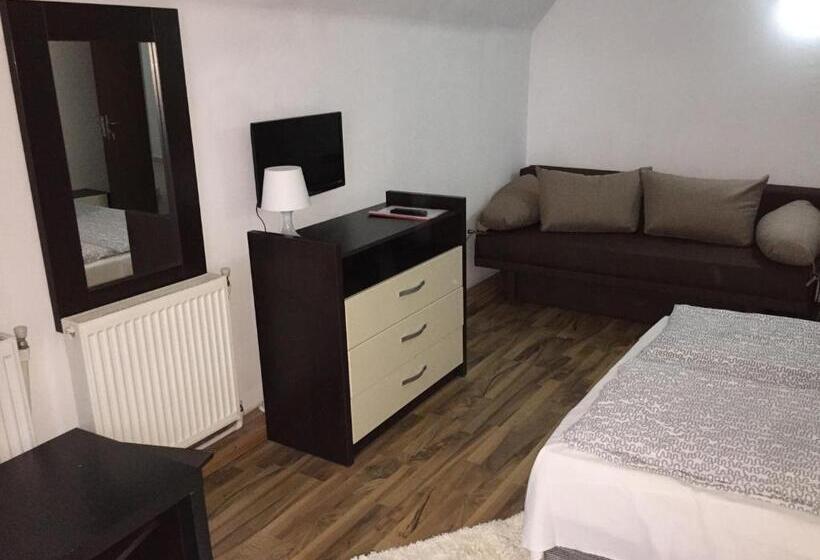 بنسيون Vila Giulia