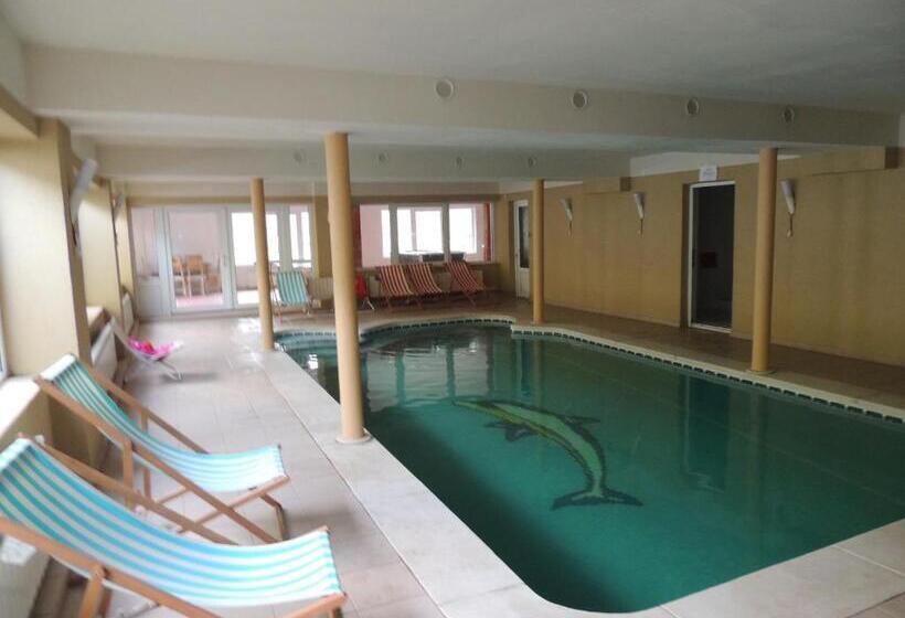 بنسيون Vila Giulia