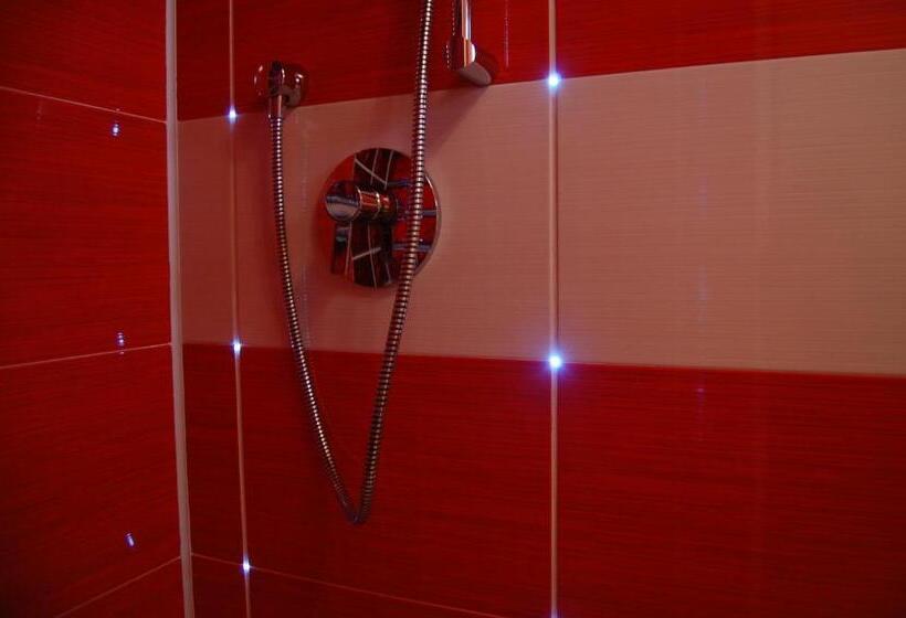 פנסיון Vila Platoul Soarelui