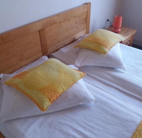 膳宿费 Vila Sara/adult Only