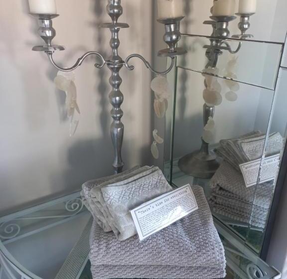 פנסיון Whale Rock Guest House