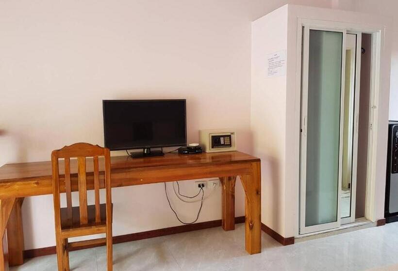استراحتگاه Khaolak Summer House 2