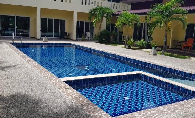 استراحتگاه Khaolak Summer House 2