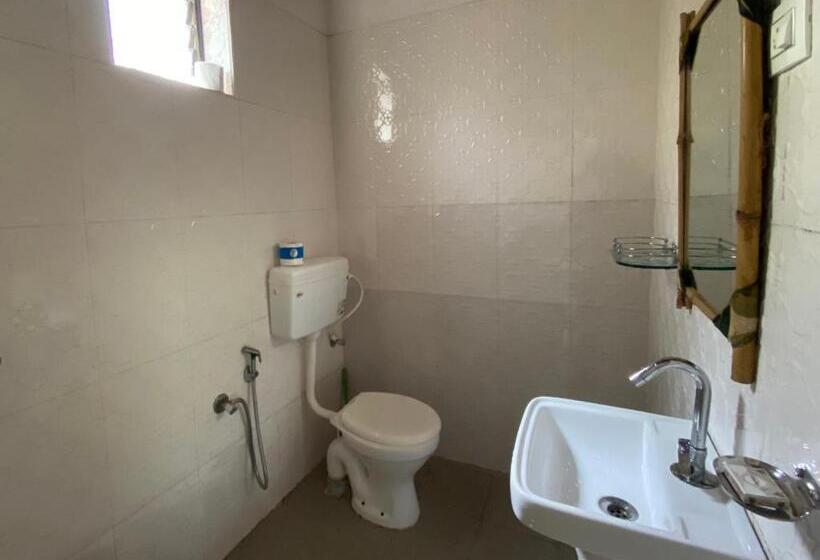 Курорт Ff Space, Beach Property Only For Shanti Yoga People, Mandremarambol Beach