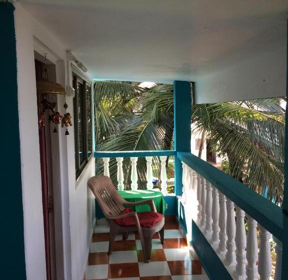 Курорт Ff Space, Beach Property Only For Shanti Yoga People, Mandremarambol Beach