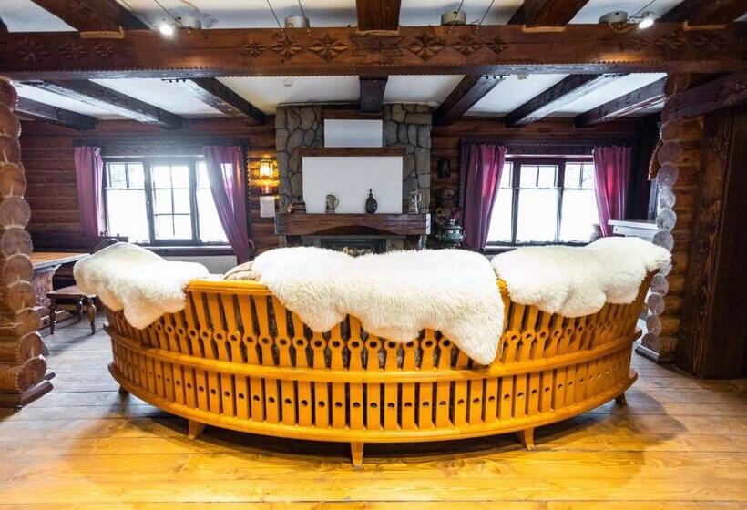 استراحتگاه Koruna