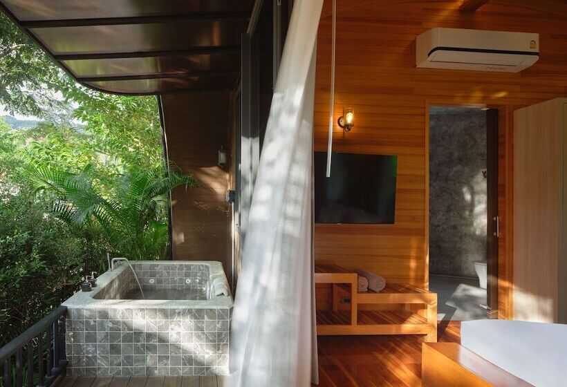استراحتگاه The Hidden Village Khao Yai