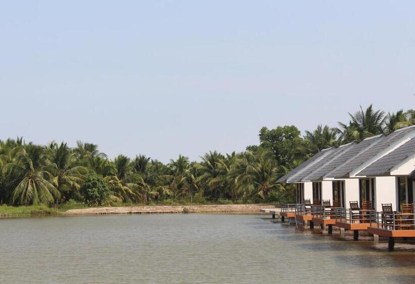 استراحتگاه Tra Vinh Lodge
