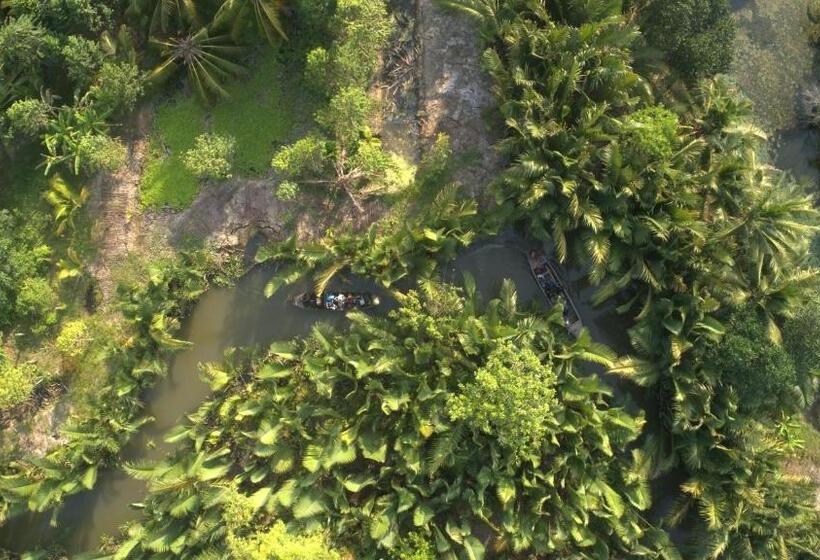 استراحتگاه Tra Vinh Lodge