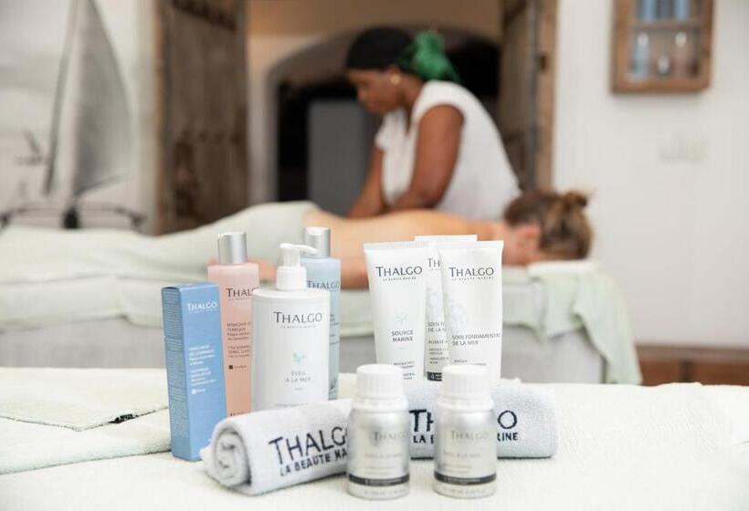 리조트 Villa Santorini