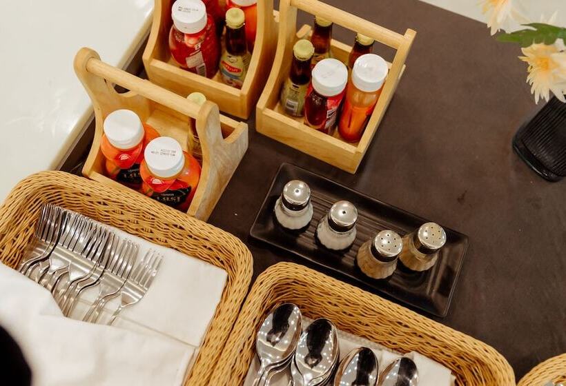 Rus Hotel&convention