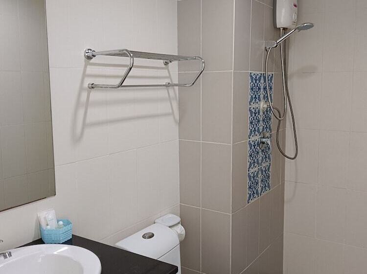 T & C Hotel Patong Beach