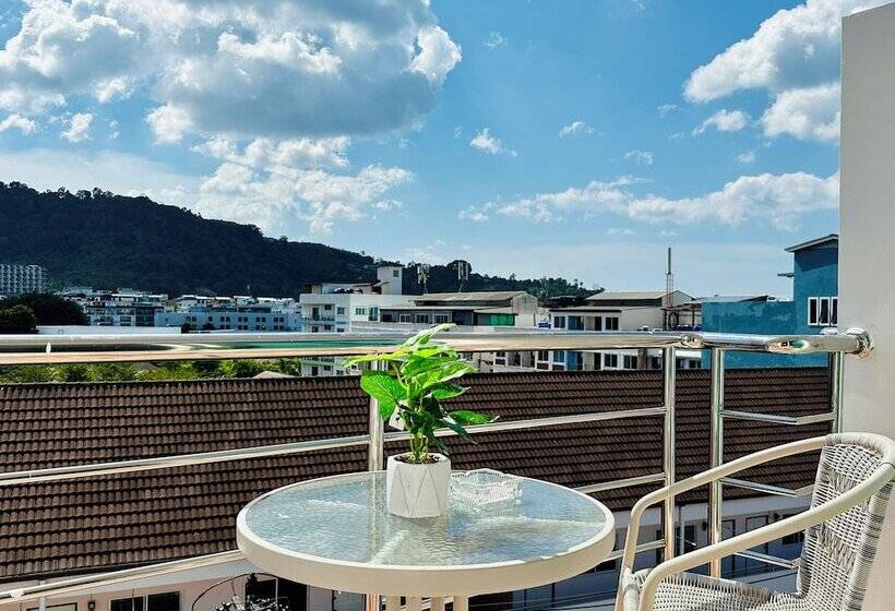 T & C Hotel Patong Beach