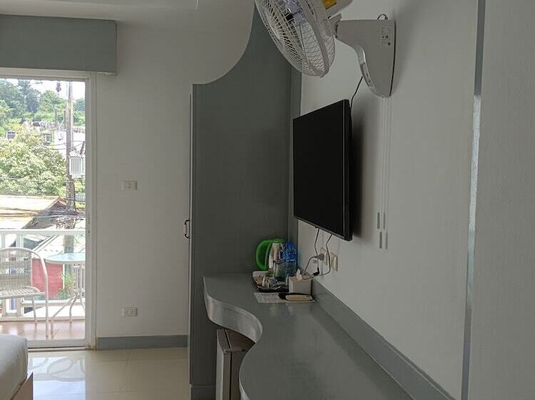 T & C Hotel Patong Beach