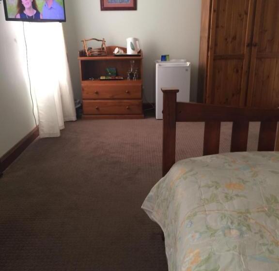 The Linear Way Bed And Breakfast